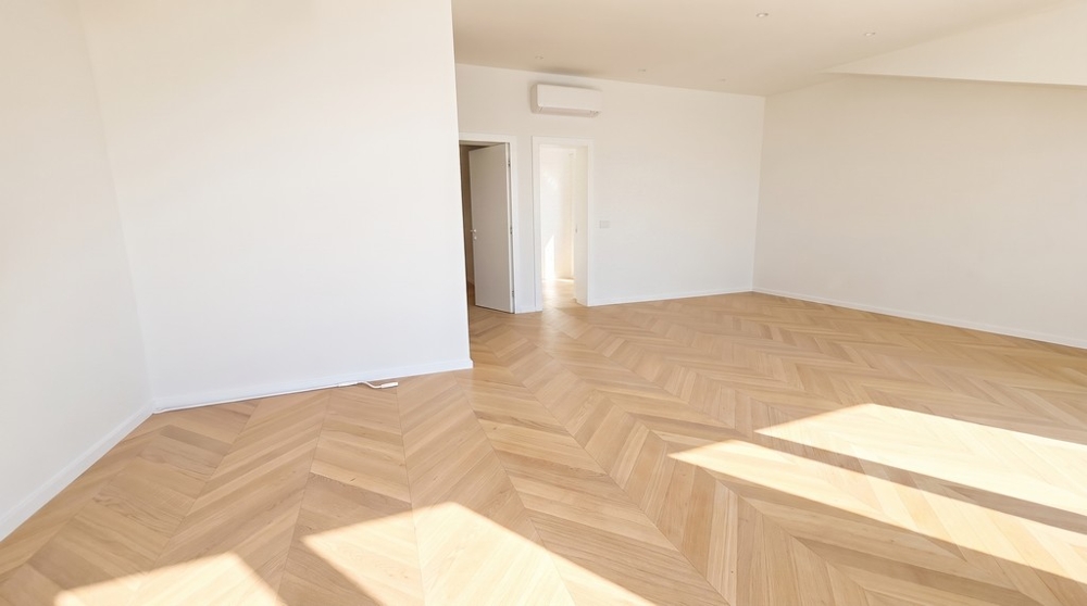 Część dzienna z klimatyzacją i parkietem