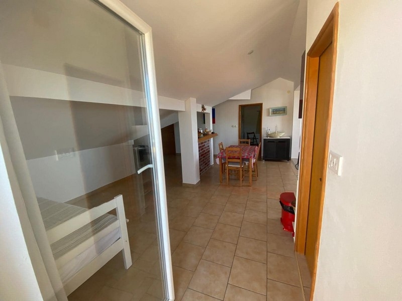 Widok na część dzienną apartamentu w Chorwacji