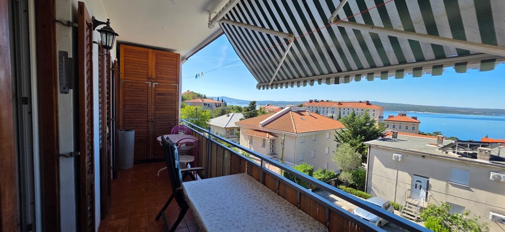 Zadaszony taras z widokiem na Crikvenicę i morze, apartament A4103