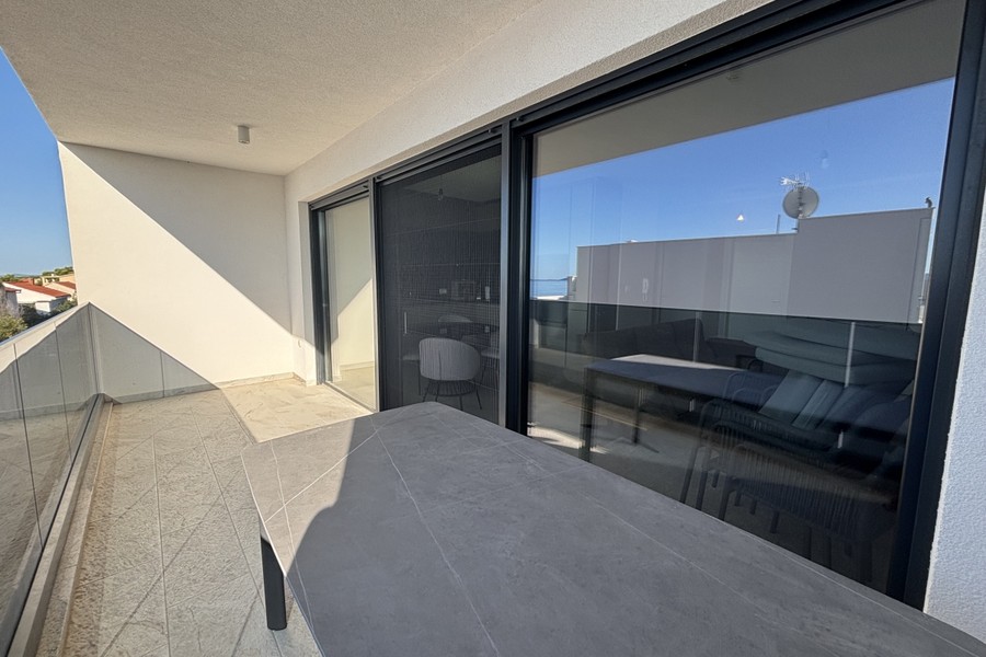 Zadaszona loggia penthouse'u w Okrug Gornji