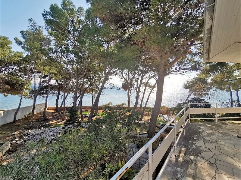 Duża działka w Chorwacji, środkowej Dalmacji, na wyspie Brac