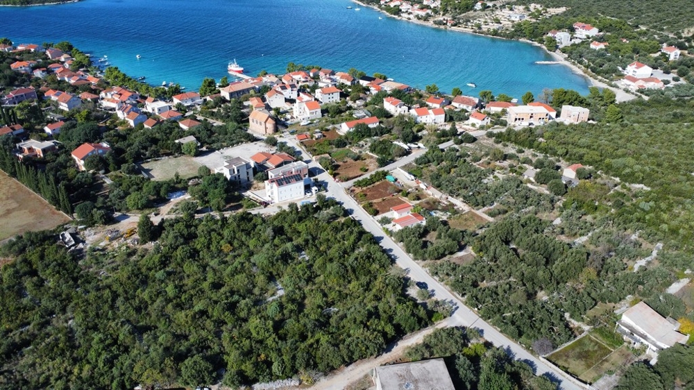 Działka na półwyspie Peljesac.