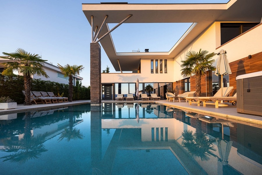 Wille z widokiem na morze w Chorwacji.