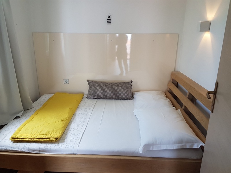 Łazienka w obiekcie z prysznicem i WC