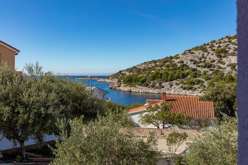 Widok na morze z nieruchomości H1569 w Chorwacji - Panorama Harcerska.