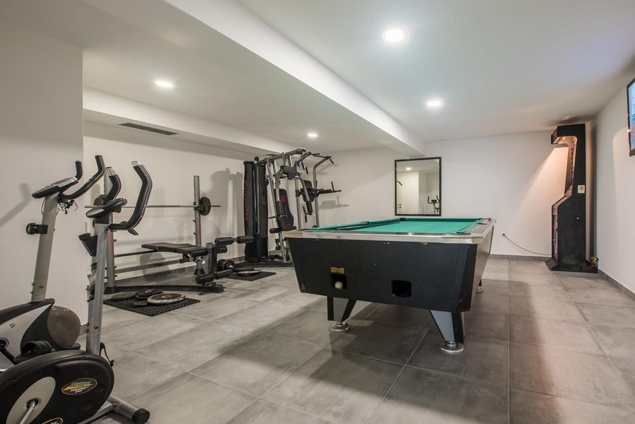 Sala fitness i hobby w nieruchomości H1828 w Chorwacji.