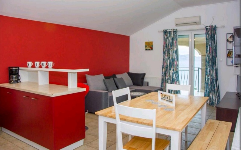 Klimatyzowana część dzienna i jadalniana.