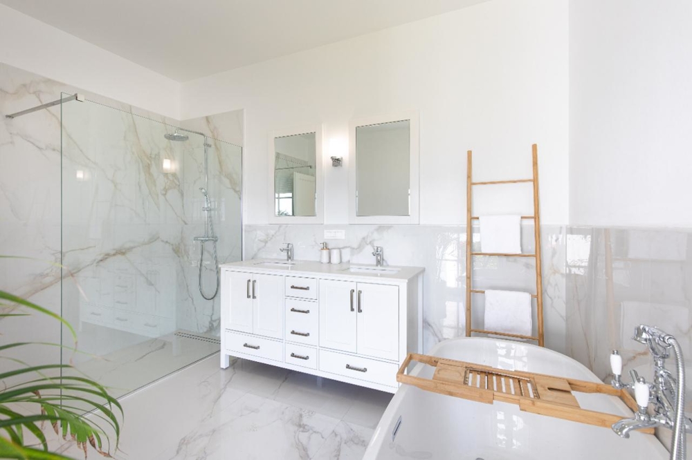 Nowoczesna i wysokiej jakości łazienka.