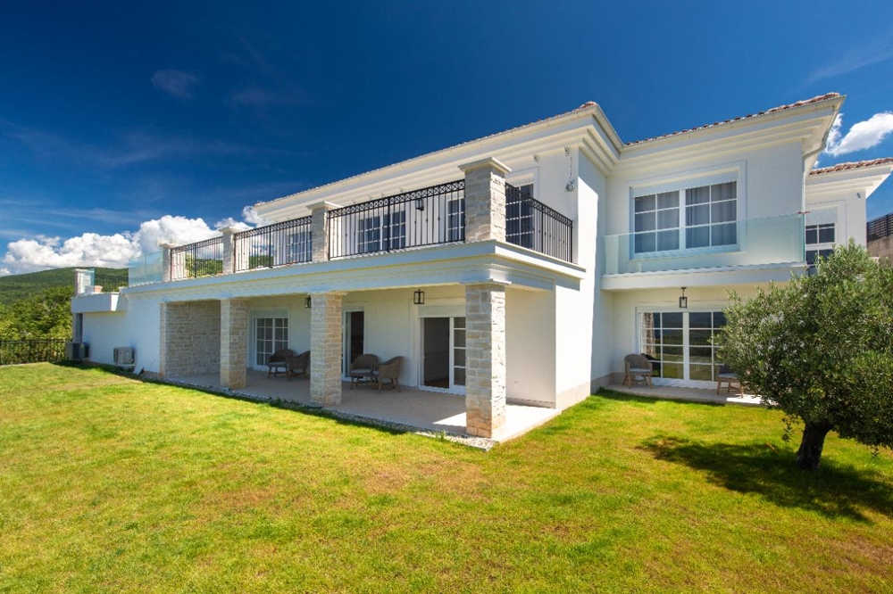 Sprzedam śródziemnomorską willę w Crikvenicy w Chorwacji - Panorama Scouting Real Estate.