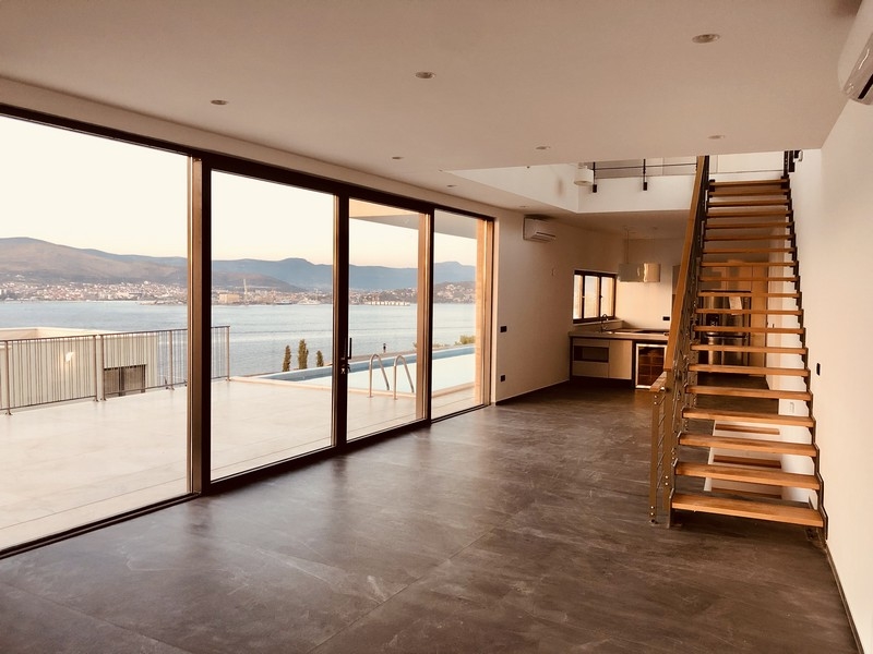 Kup willę nad morzem w Chorwacji - Panorama Scouting H1926, Środkowa Dalmacja, wyspa Ciovo Trogir.