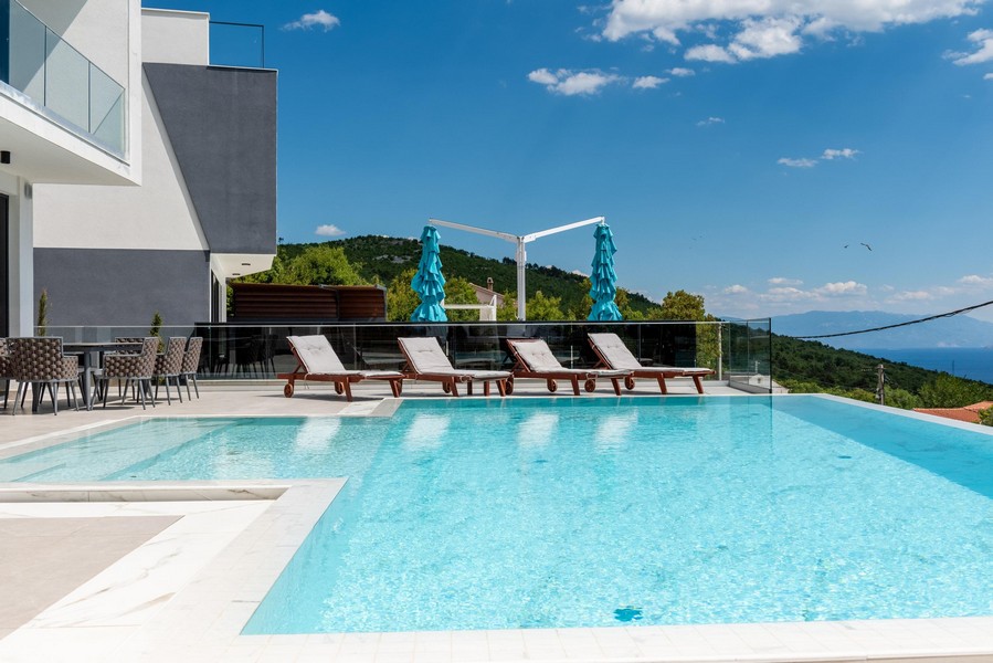 Na sprzedaż luksusowa willa w Crikvenicy w Chorwacji - Panorama Scouting.