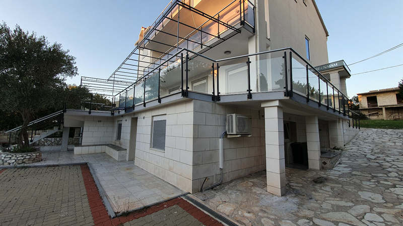 Wrażenia z zewnątrz.