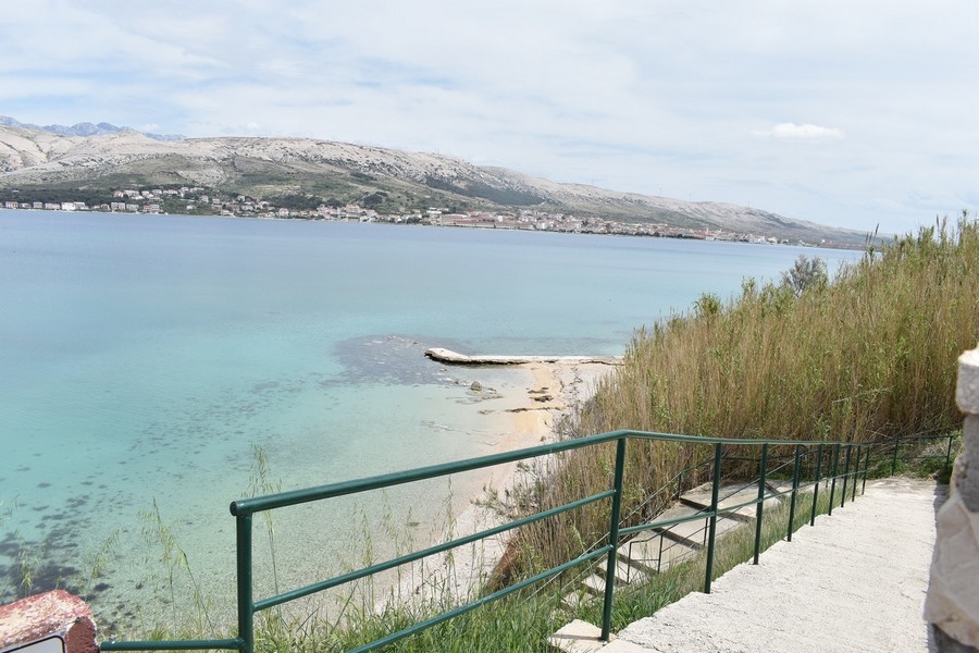 Kup dom w Chorwacji, Dalmacja Północna, wyspa Pag - Panorama Scouting Immobilien H2023, cena zakupu: 2 700 000 EUR - Zdjęcie 9