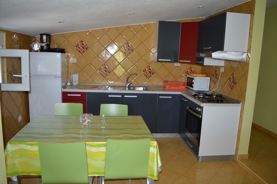 Wrażenia z wnętrza nieruchomości H2070, Środkowa Dalmacja - Panorama Harcerska Chorwacja.