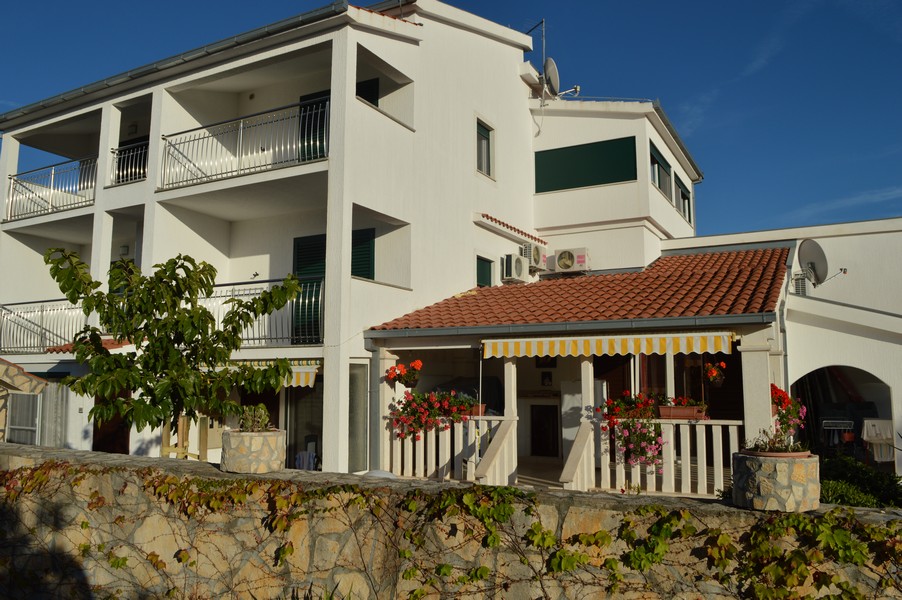 Sprzedam dom w Chorwacji, Środkowa Dalmacja, wyspa Ciovo Trogir - Panorama Scouting Immobilien H2070, cena zakupu: 1 200 000 EUR - zdjęcie 4