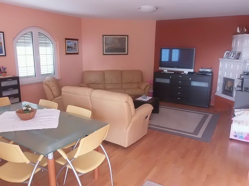 Sprzedam dom w Chorwacji, Zatoka Kvarner, Novi Vinodolski - Panorama Scouting Immobilien H2094, cena zakupu: 550 000 EUR - zdjęcie 7