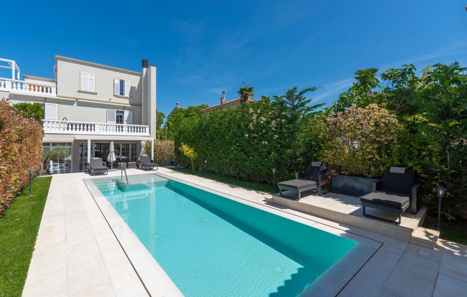 Na sprzedaż luksusowa willa z odkrytym basenem na Istrii.