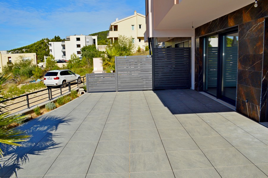 Taras posesji H2147.