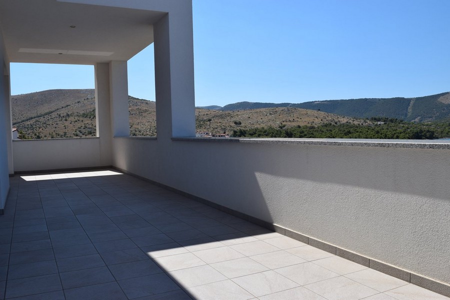 Kup dom w Chorwacji, Północna Dalmacja, Sibenik - Panorama Scouting Immobilien H2221, cena zakupu: 1 400 000 EUR - Zdjęcie 10
