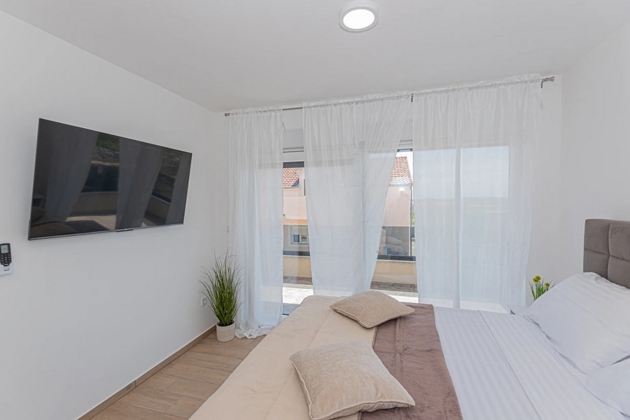 Kup dom w Chorwacji, Północnej Dalmacji, Sibeniku - Panorama Scouting Immobilien H2316, cena zakupu: 385 000 EUR - Zdjęcie 7