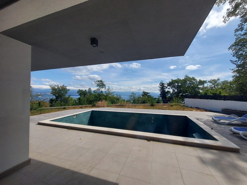 Basen w nieruchomości H2335 w Chorwacji, Lovran - Panorama Scouting.