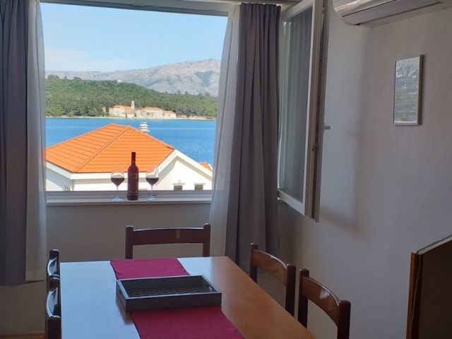 Z jadalni panoramiczny widok na morze