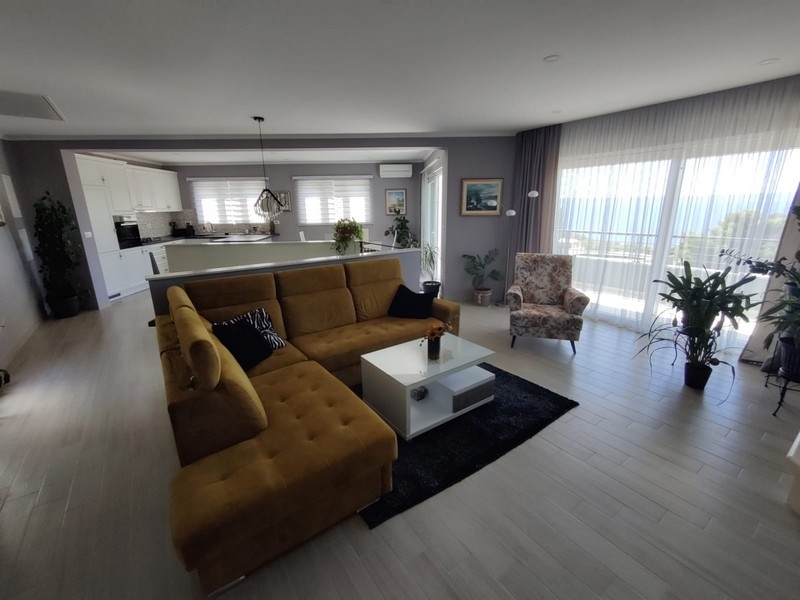 Pokój dzienny Villa H2498 w Makarskiej, Chorwacja - Panorama Scouting.