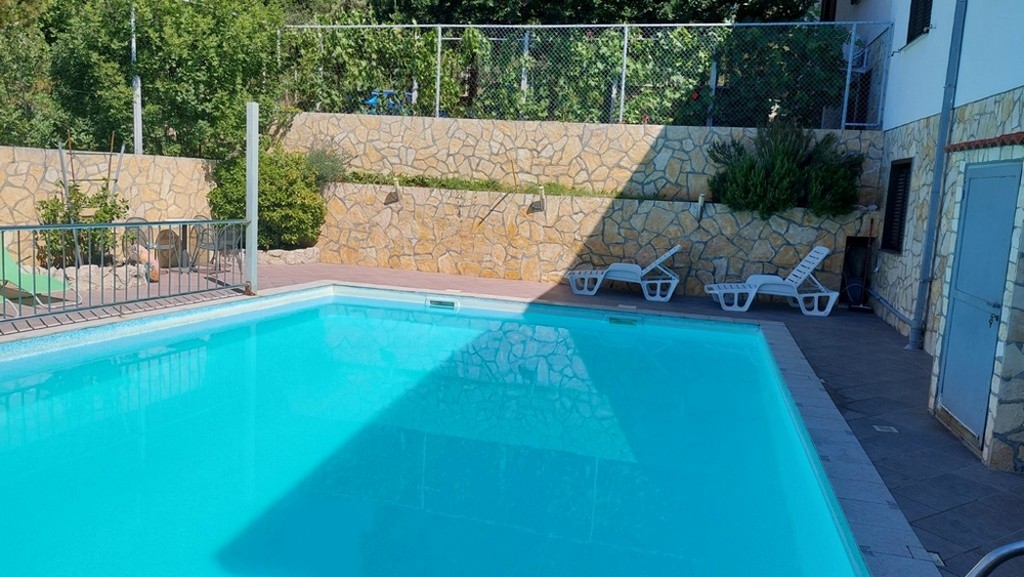 Dom z widokiem na morze i tarasem