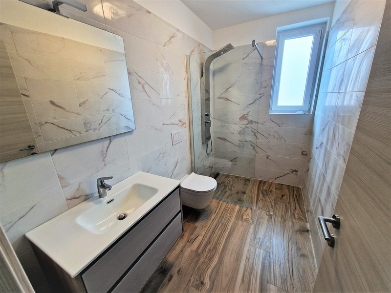 Nowoczesna łazienka.