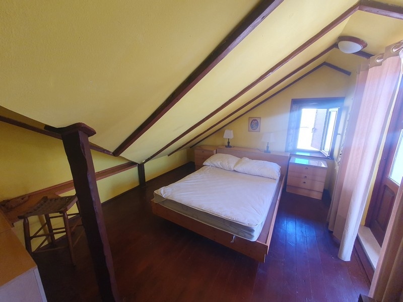 Kamienne ściany w stylu śródziemnomorskim