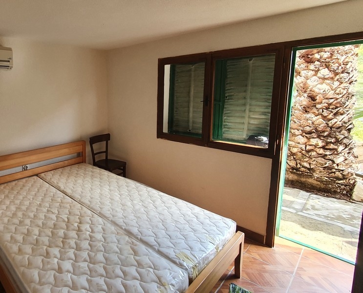 Sypialnia z wyjściem na taras