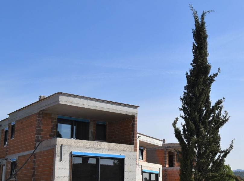 Oczekiwane zakończenie 2023/24