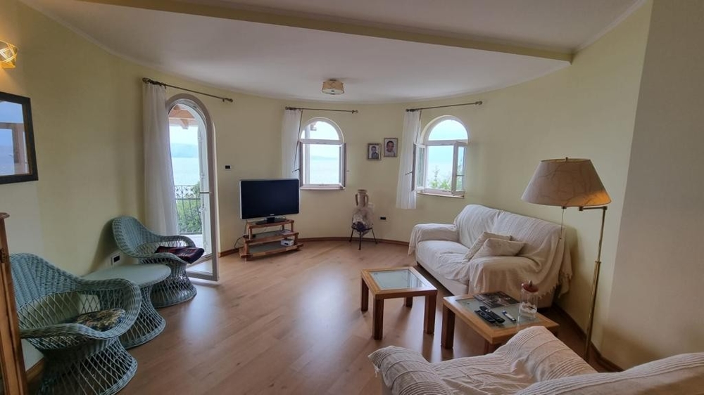 Duże balkony z widokiem na morze