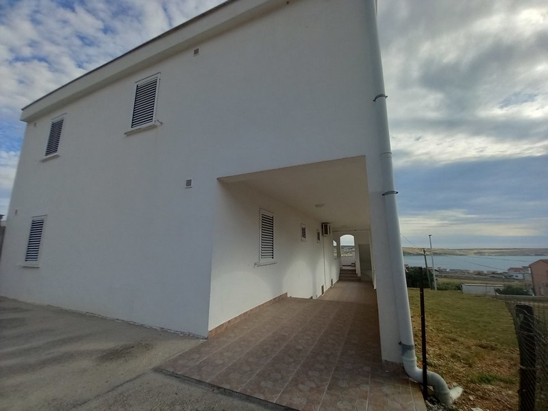 Przestronny dom apartamentowy na wyspie Pag - Panorama Harcerska