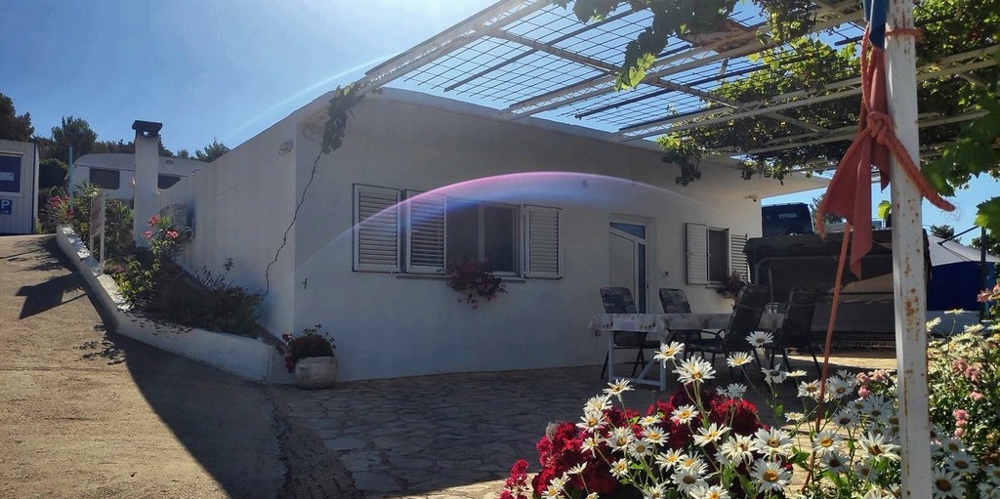 Na sprzedaż parterowy dom w Primosten.