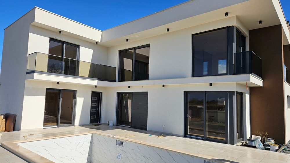 Nowoczesna luksusowa willa na sprzedaż w Chorwacji - Panorama Scouting H2640.