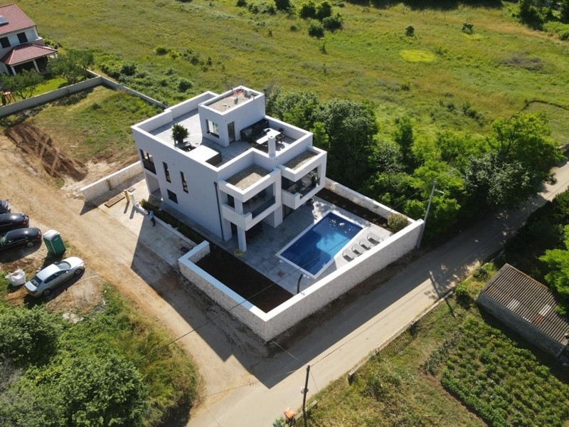 Kup willę w Privlaka, region Zadar, Chorwacja.