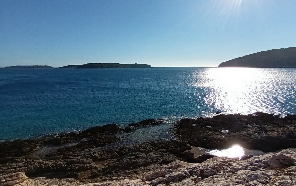 Sprzedam willę w pierwszym rzędzie do morza w Chorwacji - Panorama Scouting H2684.