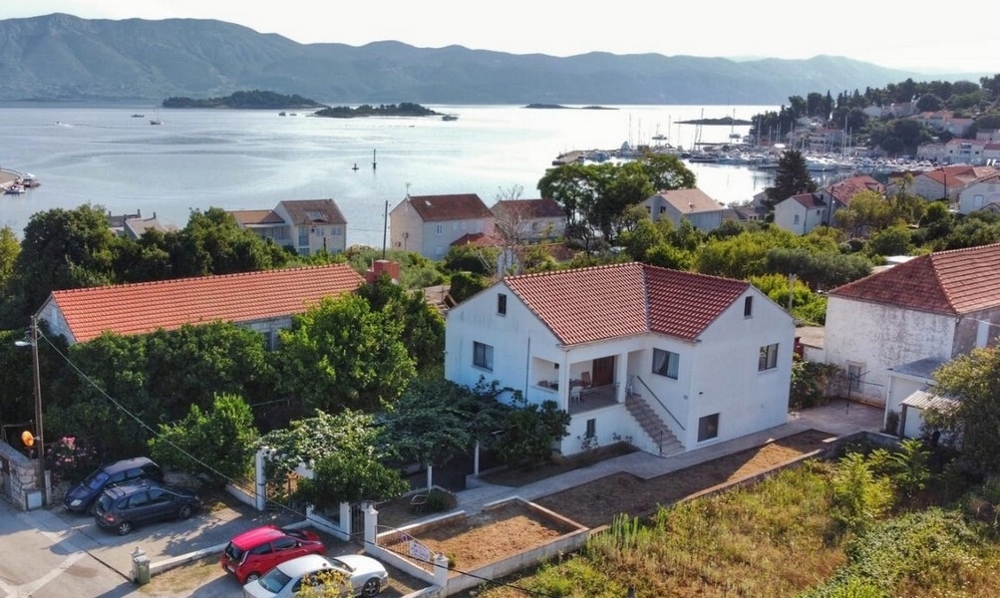 Sprzedam dom blisko morza na wyspie Korcula w Chorwacji - Panorama Scouting H2696.