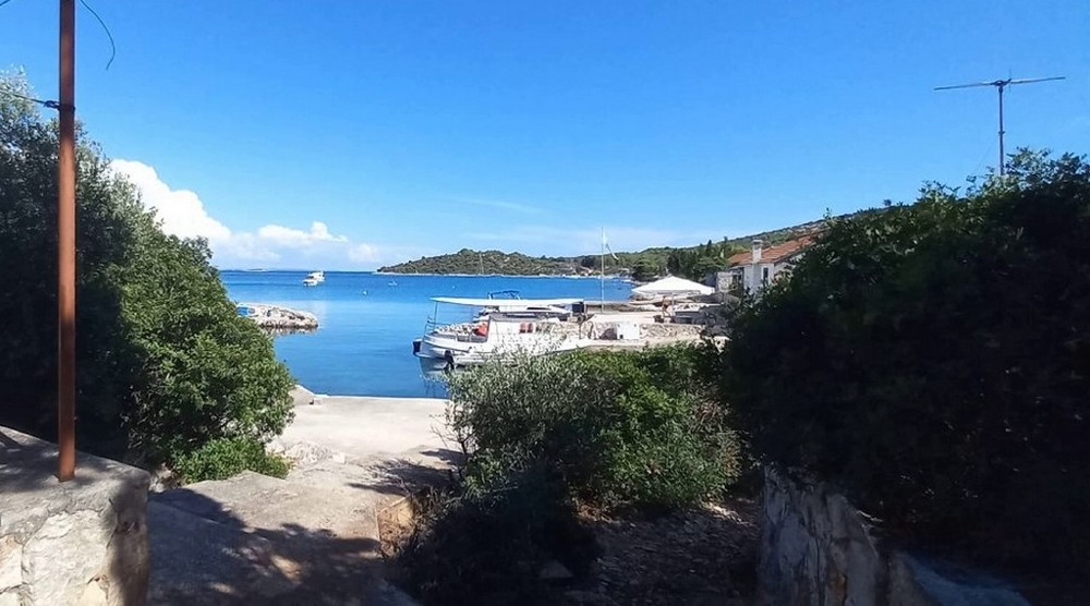 Dom do remontu z dużą działką - Panorama Harcerska