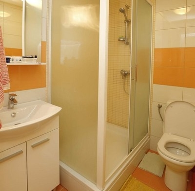 Łazienka z prysznicem