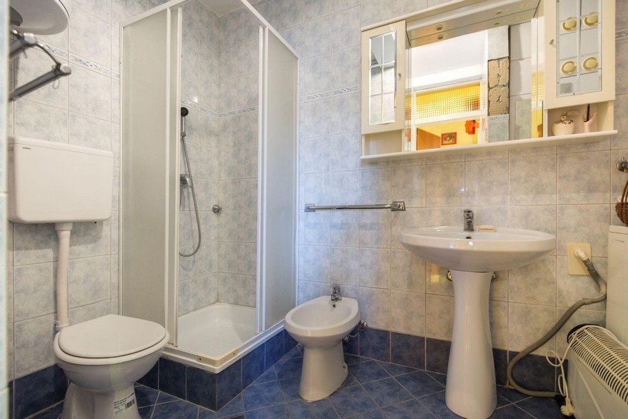 Łazienka z prysznicem