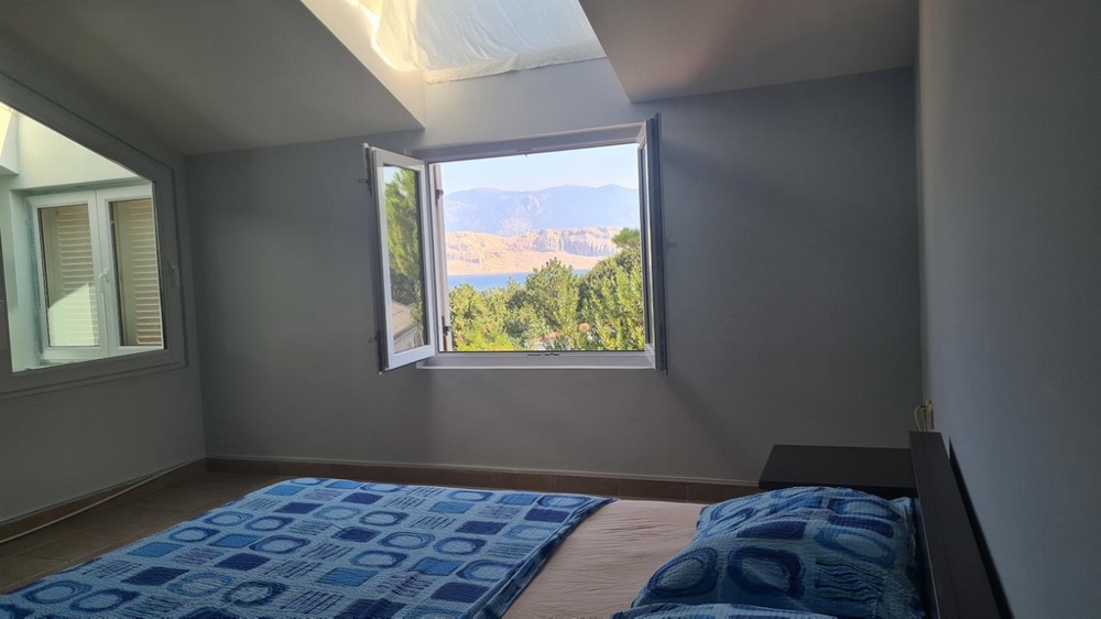 Sypialnia z widokiem na morze