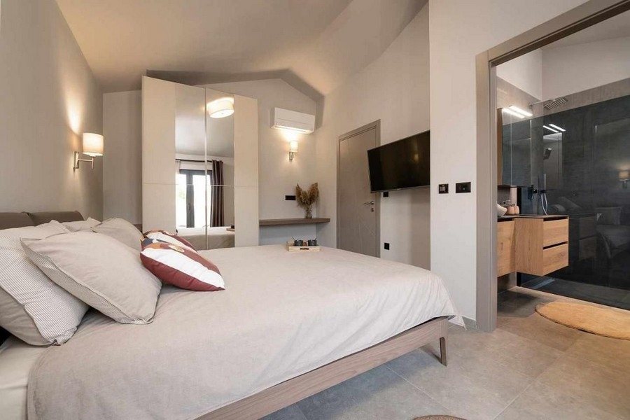 Przestronny dom z dużym tarasem i grillem