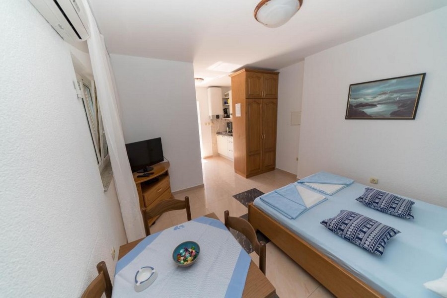 Każdy pokój wyposażony jest w klimatyzację