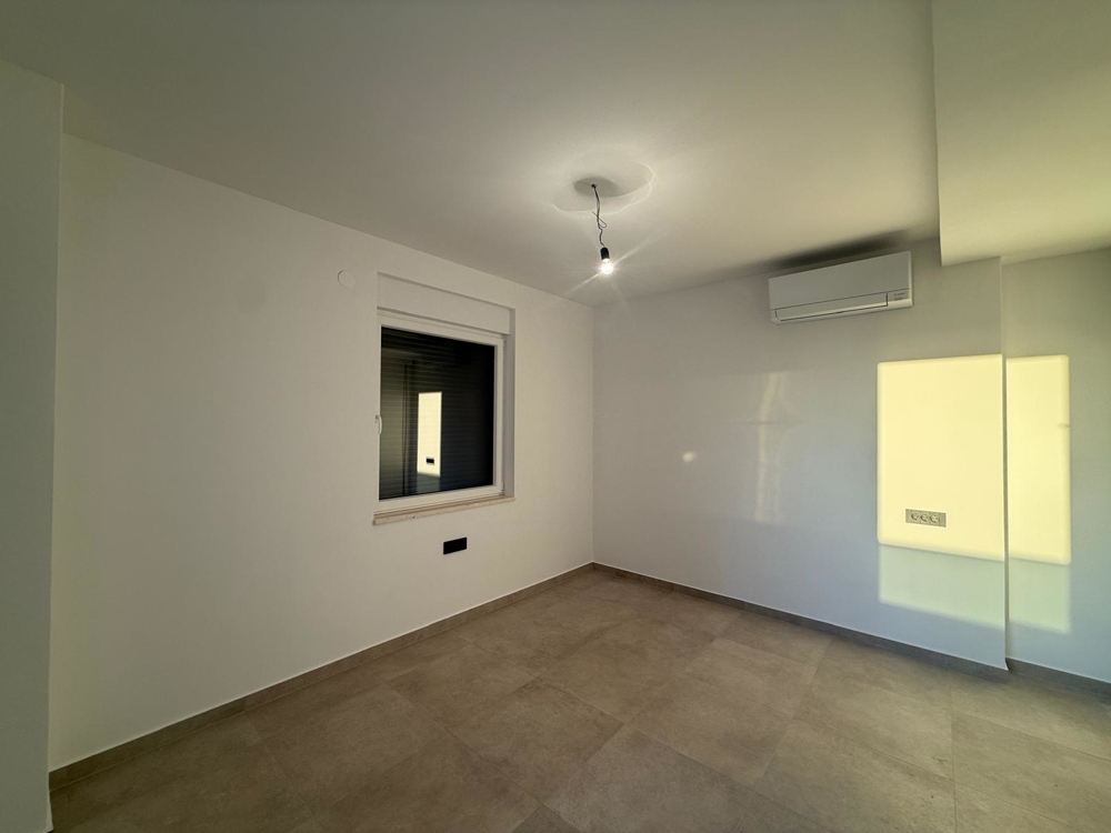 Klimatyzacja willi za pomocą urządzeń typu multi-split.