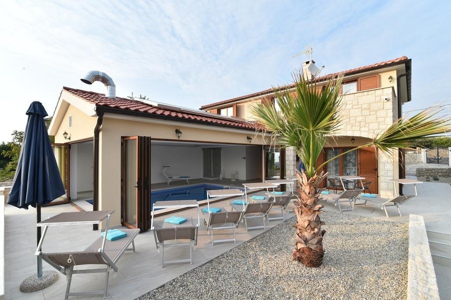 Sprzedam kamienny dom w Chorwacji - nieruchomość H3045 na wyspie Krk.