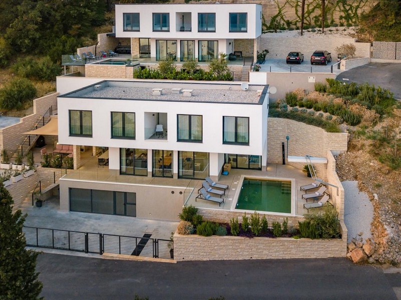 Dolna willa jest obecnie na sprzedaż w Chorwacji.