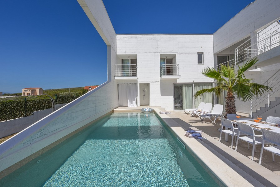 Kup nowoczesną willę w Chorwacji.