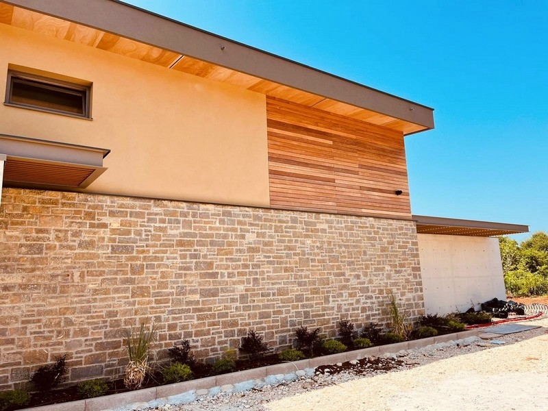 Tył willi H3485 w Chorwacji - Panorama harcerska.